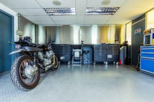 Best-Practices-for-Saving-Space-in-Your-Garage-300x200-1